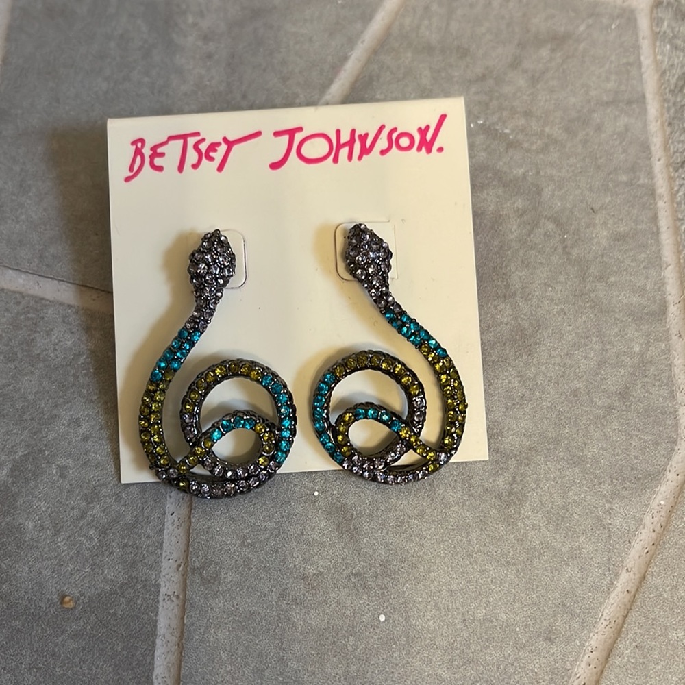 Betsey Johnson Glittery Snake Earrings With Matching Cosmetic Case and Bonus! - Picture 2 of 8